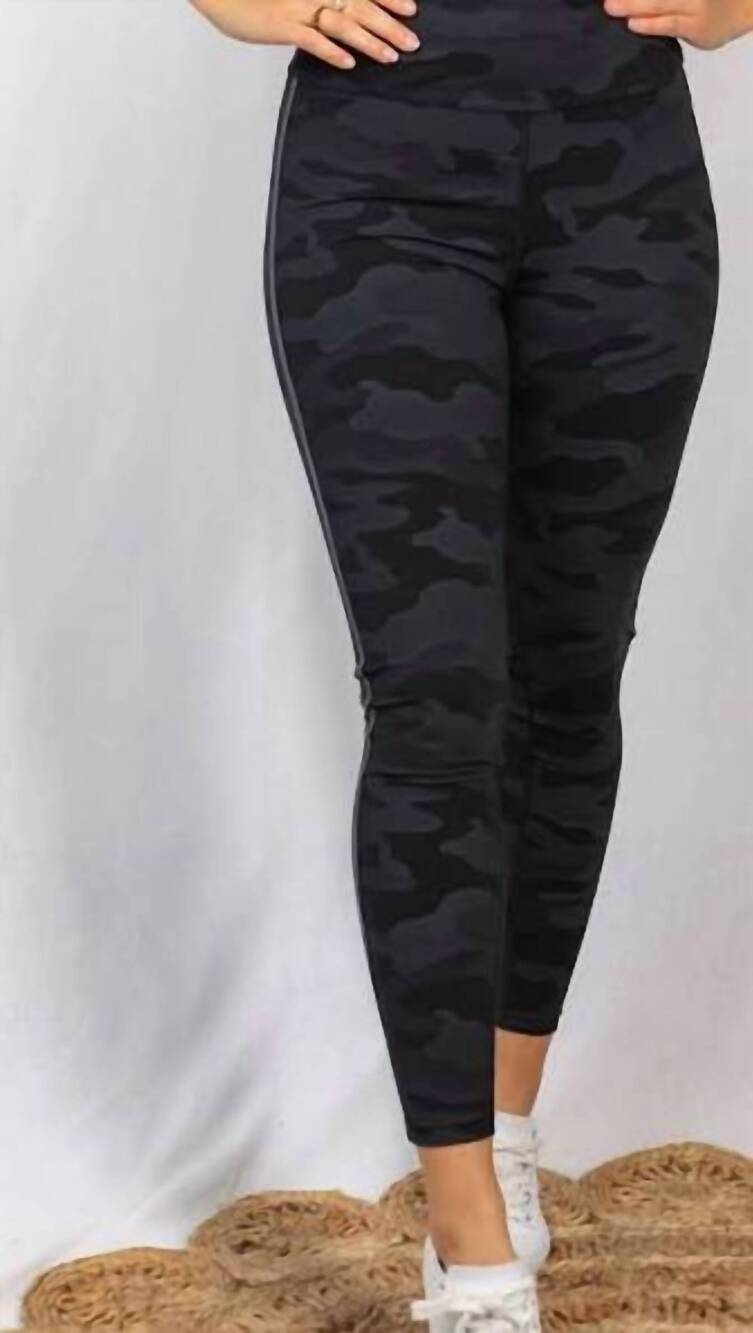 NEW WHITE BIRCH striped tape leggings in camo